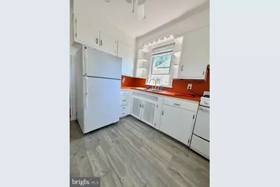 23 Carlton Avenue, Trenton, NJ 08618 - Photo 4