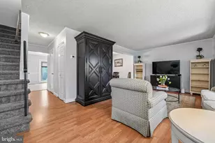 65 Bennington Dr, East Windsor Township, NJ 08520 - Photo 4