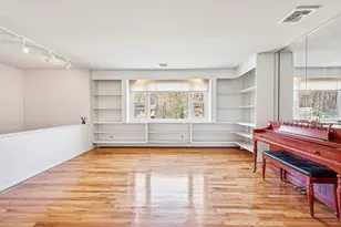 399 Green Ln, Ewing Township, NJ 08638 - Photo 4