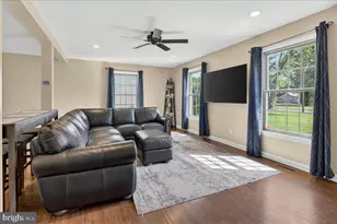 106 Johnstone Dr, Pennington, NJ 08534 - Photo 4