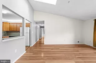 21 Kite Ct, Lawrenceville, NJ 08648 - Photo 16