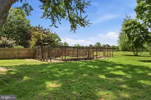 415 Village Rd E, Princeton Junction, NJ 08550 - Photo 28