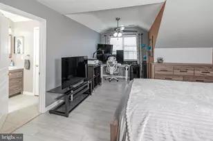283 Federal Point Blvd, Lawrence Township, NJ 08648 - Photo 20