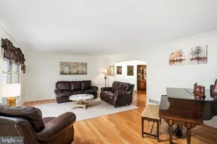 11 Thistle Pl, Robbinsville, NJ 08691 - Photo 6