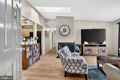 40 Willow Court, Hamilton Township, NJ 08619 - Photo 4