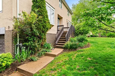 22 Exeter Court, Princeton, NJ 08540 - Photo 2