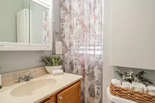 1226 Indiana Ave, Trenton, NJ 08638 - Photo 18