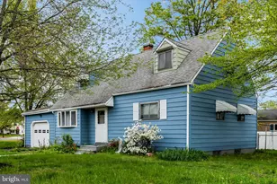 15 Francine Dr, Trenton, NJ 08610 - Photo 2