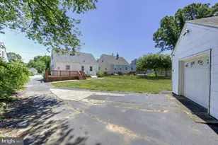 189 Regina Ave, Hamilton Township, NJ 08619 - Photo 28