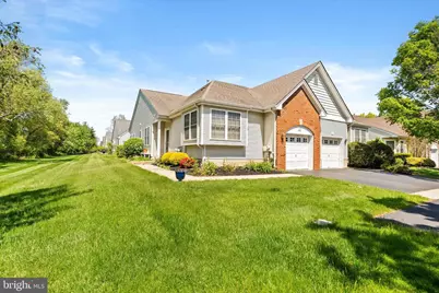 81 Meadowlark Drive, Hamilton Township, NJ 08690 - Photo 2