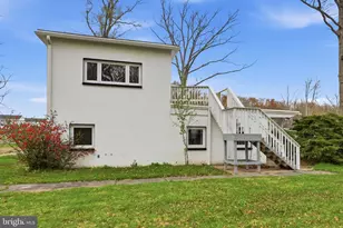 25 Diverty Rd, Pennington, NJ 08534 - Photo 2