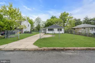 1600 13th, Ewing Township, NJ 08638 - Photo 4
