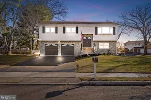 93 Tudor Dr, Hamilton Township, NJ 08690 - Photo 2