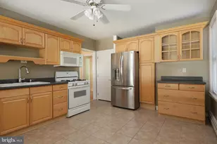 730 Pilgrim Ave, Lawrenceville, NJ 08648 - Photo 16