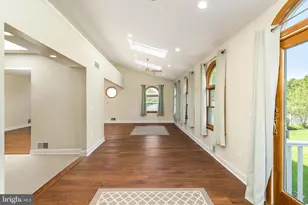 85 Village Dr E, Hamilton Township, NJ 08620 - Photo 16