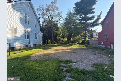 215 Woodlawn Avenue, Hamilton Township, NJ 08609 - Photo 12