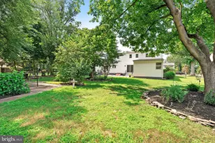583 Edinburg Rd, Hamilton Township, NJ 08619 - Photo 38