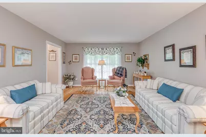 7 Hamton E, Robbinsville Township, NJ 08691 - Photo 6