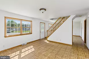 87 Pennwood Dr, Trenton, NJ 08638 - Photo 4