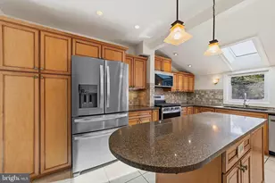 14 Van Duyn Dr, Ewing Township, NJ 08618 - Photo 8