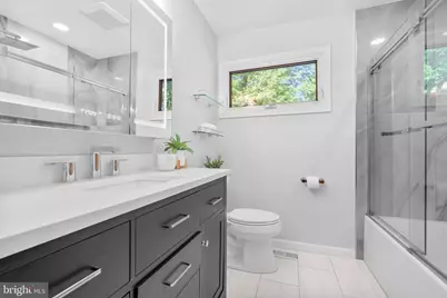 45 W Long Drive, Lawrence Township, NJ 08648 - Photo 18