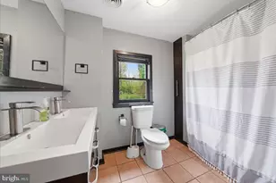 2225 Liberty St, Hamilton Township, NJ 08629 - Photo 12