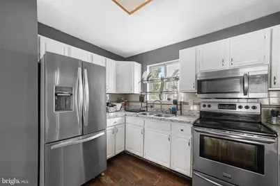 142 Lawn Park, Lawrence Township, NJ 08648 - Photo 8