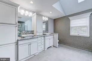 42 Ellsworth Dr, Princeton Junction, NJ 08550 - Photo 32