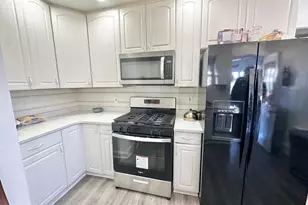 1038 Genesee St, Trenton, NJ 08610 - Photo 8