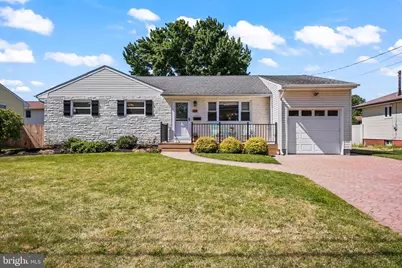 29 Surrey Drive, Hamilton Township, NJ 08690 - Photo 4