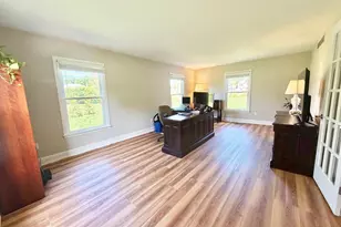 15 Greenfield Dr N, Princeton Junction, NJ 08550 - Photo 8