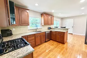 15 Greenfield Dr N, Princeton Junction, NJ 08550 - Photo 14