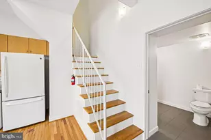242 Centre St, Trenton, NJ 08611 - Photo 12