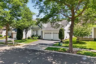 132 Einstein Way, Cranbury Township, NJ 08512 - Photo 4