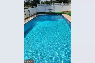 513 Eggerts Crossing Road, Trenton, NJ 08638 - Photo 2