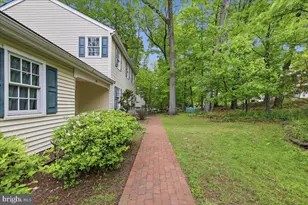 28 Forest Ln, Ewing Township, NJ 08628 - Photo 4