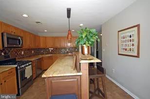 221 Colt St, Pennington, NJ 08534 - Photo 22