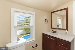 20 Kenwood Terrace, Hamilton Township, NJ 08610 - Photo 12