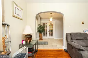 21 Lake Ave, Hamilton Township, NJ 08610 - Photo 14