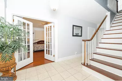21 Lake Avenue, Hamilton Township, NJ 08610 - Photo 8