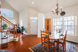 21 Pinflower Ln, Princeton Junction, NJ 08550 - Photo 10