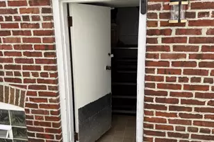 256 Morris Ave, Trenton, NJ 08611 - Photo 4