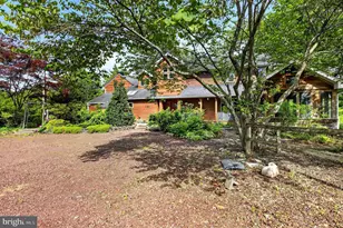 498 Perrineville, Robbinsville Township, NJ 08520 - Photo 58