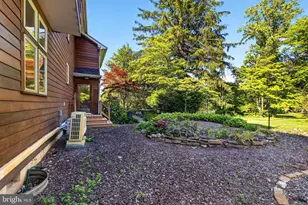 498 Perrineville, Robbinsville Township, NJ 08520 - Photo 56