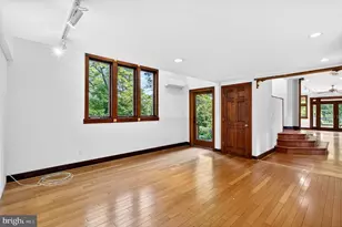 498 Perrineville, Robbinsville Township, NJ 08520 - Photo 20