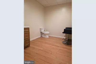 274 N Willow Street, Trenton, NJ 08618 - Photo 6