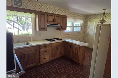 107 Upper Ferry Road, Ewing Township, NJ 08628 - Photo 12