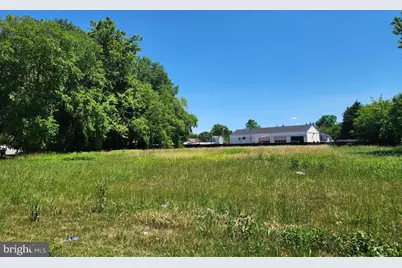 65 Central Avenue, Hamilton Township, NJ 08610 - Photo 2