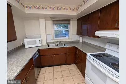 21 Steinway, Ewing Township, NJ 08618 - Photo 10