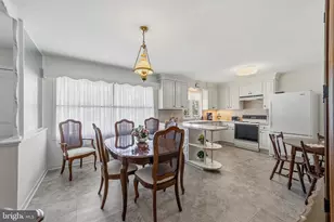 102 Glenview Dr, Lawrence, NJ 08648 - Photo 8
